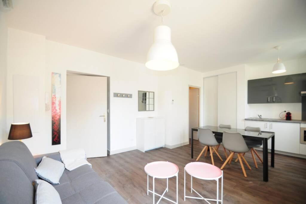 Apartamento Les Trois Mai Cannes Exterior foto