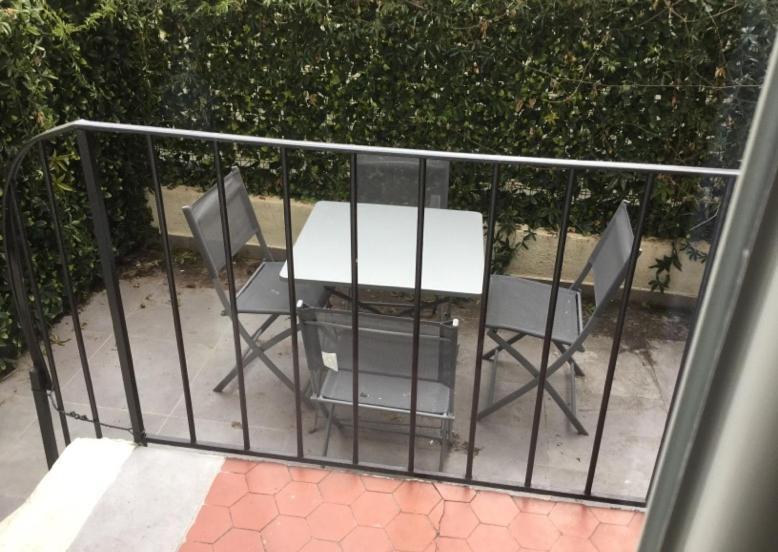 Apartamento Les Trois Mai Cannes Exterior foto